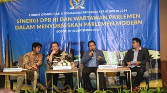 Sekjen DPR : Sinergi DPR dan Wartawan harus Diperkuat