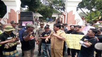 Aliansi Wong Gawat Ancam Lengserkan Bupati Nganjuk