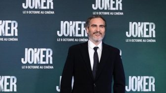 Kisah Kelam di Balik Keputusan Joaquin Phoenix Menjadi Vegan