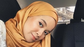 Wanita Cantik Ini Nikahi Pria Tak Dikenal yang Rajin Kirim Pesan Cinta