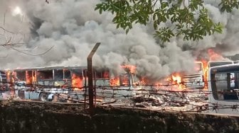 Pul Bus Primajasa Ludes Dilalap Api, 23 Damkar Dikerahkan