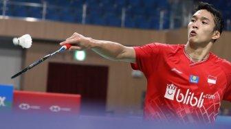 Bentrok di Perempat Final Swiss Open 2022, Jonatan Christie Waspadai Serangan Junior Popov