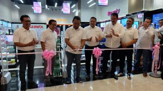 Kimia Farma Health & Beauty Hadir untuk Milenial Ibu Kota