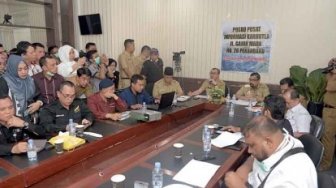 Walau Sudah Hujan, Gubernur Riau Masih Pertahankan Status Darurat Asap