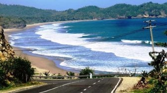 Serasa di Australia, Indahnya Berkendara di Pesisir Pantai Soge Pacitan