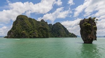 James Bond Island, Destinasi Wisata Roger Danuarta dan Cut Meyriska