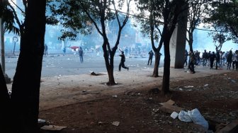 Polisi Periksa Wanita Pemasok Ratusan Nasi Bungkus Saat Demo Ricuh di Medan