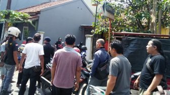 Sebelum Dibawa ke Polisi, Aktivis FMN Sempat Alami Kekerasan Fisik