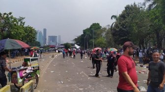 Demo Buruh di DPR Selesai, Massa Tak Jadi ke Istana