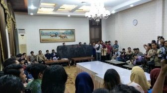 Dialog dengan Gubernur Khofifah Gagal, Mahasiswa Siapkan Aksi Lanjutan