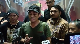 Komandoi Penyiksaan Relawan Jokowi, Suami Dokter IZH Masih Buron