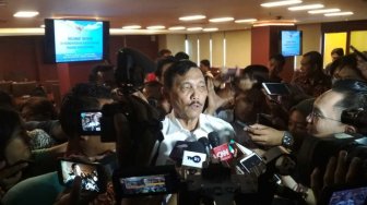 Evaluasi PPKM Jawa-Bali, Luhut Klaim Kasus Covid-19 dan BOR Menurun