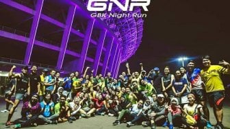 Ramaikan GBK di Malam Hari bersama Komunitas GBK Night Run