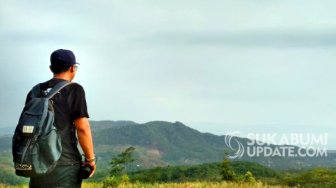 Puncak Tanah Merah, Menikmati Laut Palabuhanratu dari Atas Gunung