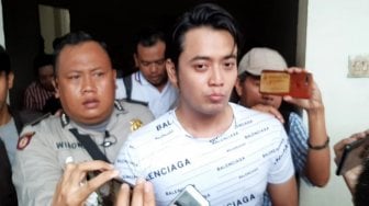 Kriss Hatta Sakit Hampir Seminggu, Ibunda Jenguk ke Rutan Cipinang