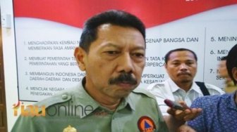 Hujan Buatan, Sudah 119 Kilogram Garam Disemai di Langit Riau