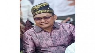 Dualisme di DPRD Riau, Zulfi: Lima Fraksi Pakai Politik Kampungan
