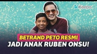Momen Haru dan Bahagia Bertrand Peto Saat Resmi Menjadi Anak Ruben Onsu