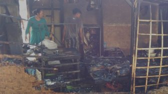 Ditinggal Tidur, Bangunan Penyimpanan Barang di Sumenep Terbakar