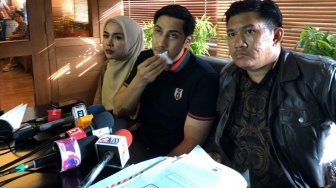 Medina Zein Bingung Irwansyah Tak Tahu Ada Transferan ke Rekening Pribadi