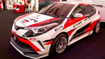 Terima Sentuhan Gazoo Racing, Toyota C-HR Tampil Lebih Sporty