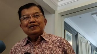 Difitnah Soal Penangkapan Edhy, Jubir: Salah Apa Pak JK ke Danny Pomanto