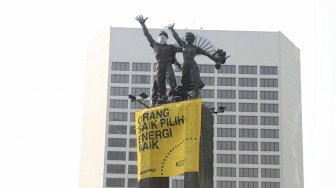 50 Tahun Greenpeace: Idealisme Ekologis, Aksi Lingkungan dan Harapan Baru