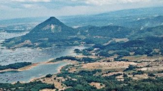 Pesona Gunung Lembu di Purwakarta dengan Panorama yang Memikat Mata