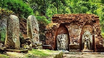 Konon Bikin Awet Muda, Begini Indahnya Candi Sumber Tetek di Pasuruan