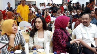 Hadiri Sertijab Menpora, Kecantikan Putri Zainudin Amali Curi Perhatian