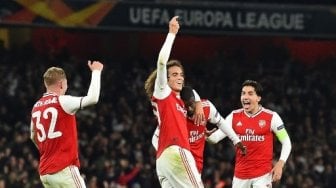 Gol Telat Nicolas Pepe Bawa Arsenal Gilas Vitoria Guimaraes 3-2