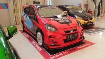 Dear Penyuka Modifikasi Mobil,  Velg HSR Wheel Hadir di Seantero Jawa