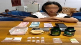 Ibu Rumah Tangga Warga Bathin Solapan Ditangkap Edarkan Sabu