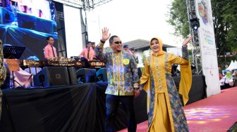 PKJB 2019: Menyaksikan Kepala OPD Jabar Berlenggak-lenggok di Catwalk