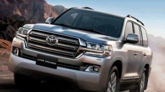 Mewahnya Mobil Dinas Bupati dan Pimpinan DPRD Kuansing