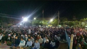 Ribuan Jamaah Banjiri Tablik Akbar Bersama Gus Mus di Pamekasan