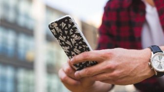 Terjerat Dugaan Prostitusi Online, Putri Amelia Minta Maaf