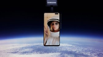 Kirim Selfie ke Luar Angkasa, Satelit Samsung Jatuh