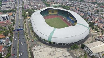 Viral, Insiden Mati Lampu Stadion Patriot Candrabhaga saat Duel Thailand Vs Brunei Darussalam Berlangsung