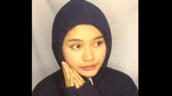 Lagi Mager tapi Ingin Cantik, Ternyata Ada Tutorial Makeup untuk Rebahan!