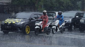 Musim Penghujan Belum Usai, Jangan Lengah Rawat Mobil