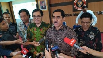 BNPT Bagikan Buku Pencegahan Teroris ke Pegawai BUMN dan Swasta