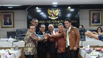 DPR Sahkan Pimpinan Mahkamah Kehormatan Dewan