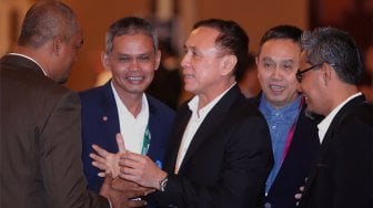 Calon Ketua Umum PSSI Mochamad Iriawan alias Iwan Bule saat menghadiri Kongres Luar Biasa PSSI 2019 di Hotel Shangri-La, Jakarta, Sabtu (2/11). [Suara.com/Angga Budhiyanto]