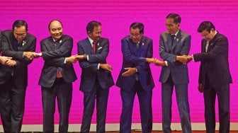 Presiden Jokowi Hadiri Pembukaan KTT ke-35 ASEAN di Bangkok