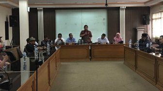 Aliansi Ormas dan LSM Bersatu di Bekasi: Pengusaha Tetap Akan Kita Kejar