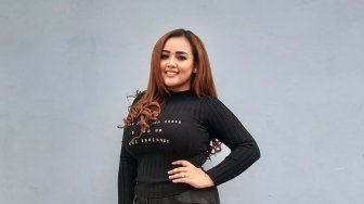 Panas, Clara Gopa Dilabrak Usai Dituding Rebut Tunangan Artis Ini