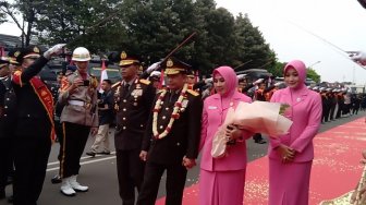 Disebut Bawaan Tito, Idham Azis: Patung Pancoran Diam Aja Banyak Gak Suka