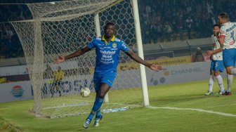 Persib Bandung Raih Kemenangan Vital atas PSIS Semarang di Si Jalak Harupat