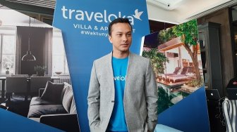 Tips Traveling Anti Bosan Ala Nicholas Saputra